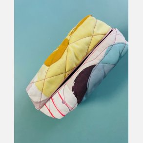 Toilettaske quiltet rd