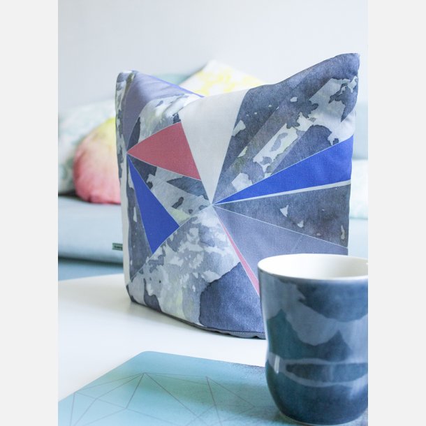 Thehtte paris marble