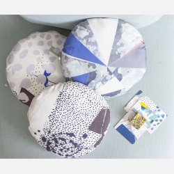 Rund pude collage dia. 40 cm